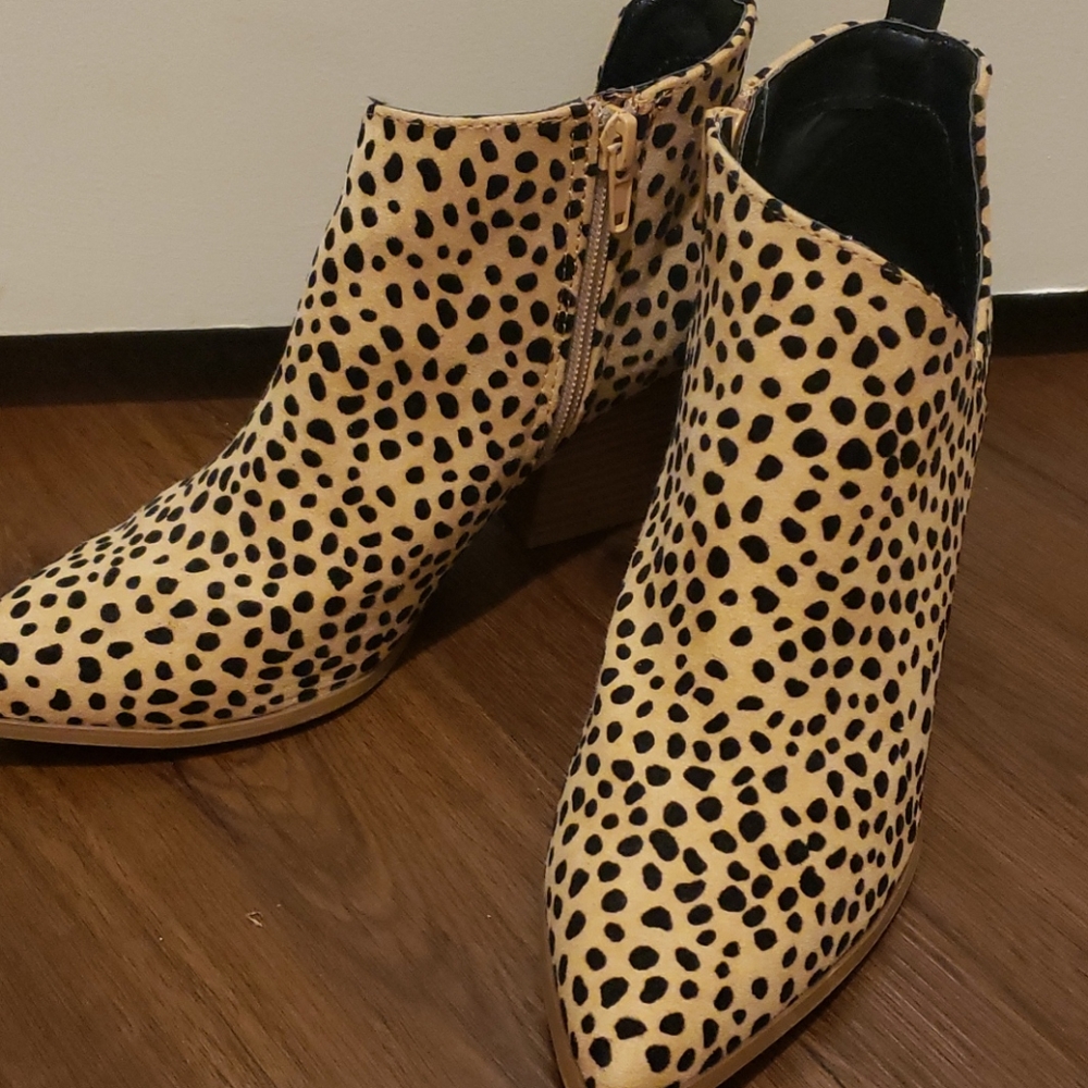 Qupid Leopard Print Booties